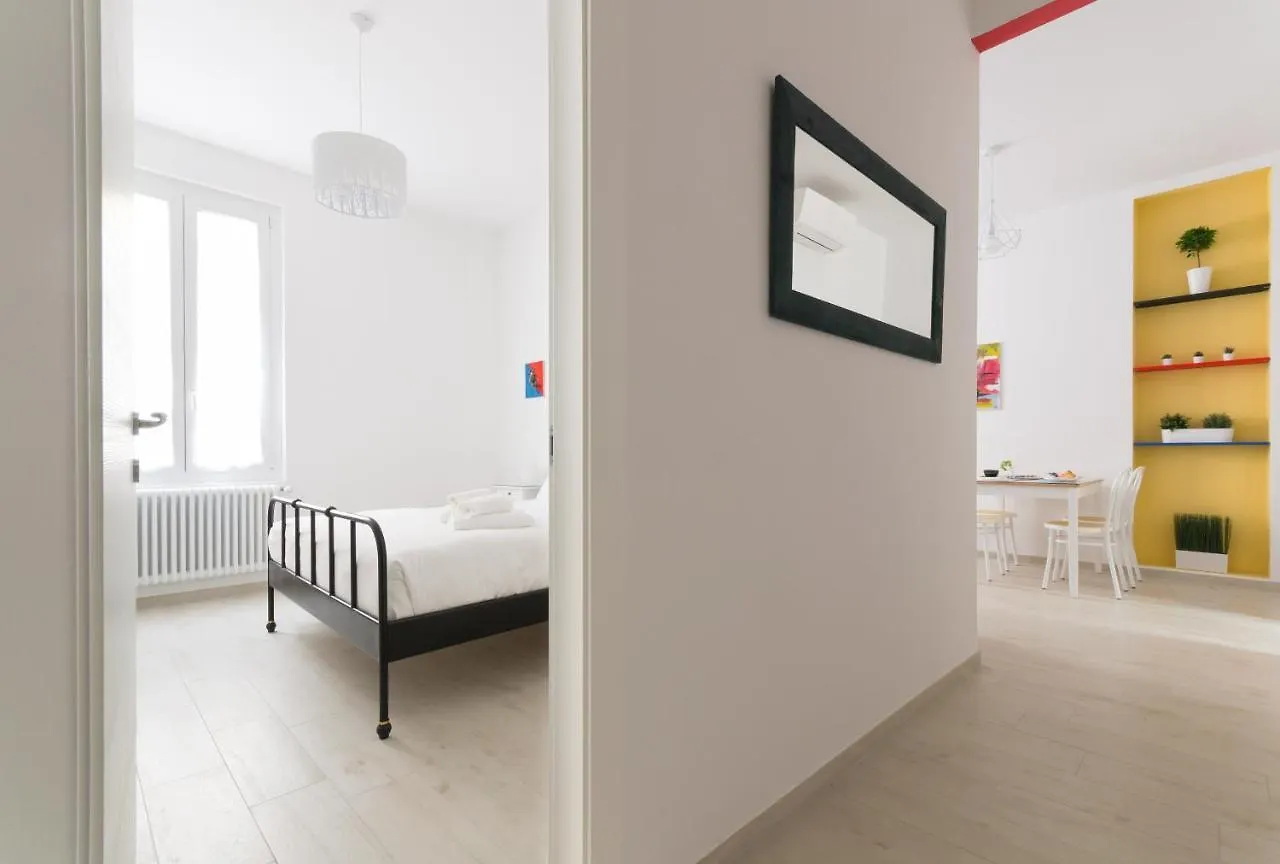 Housmart Vicolo Bolognetti location